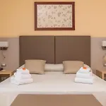 מלון Degli Aranci