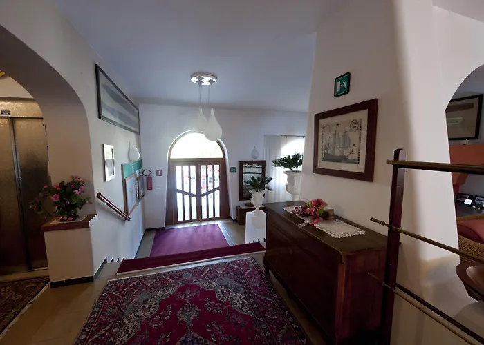 Degli Aranci Hotel 4*