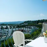 Degli Aranci 4*