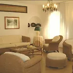 Degli Aranci Отель
