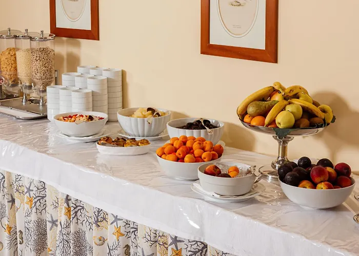 فندق Degli Aranci 4*